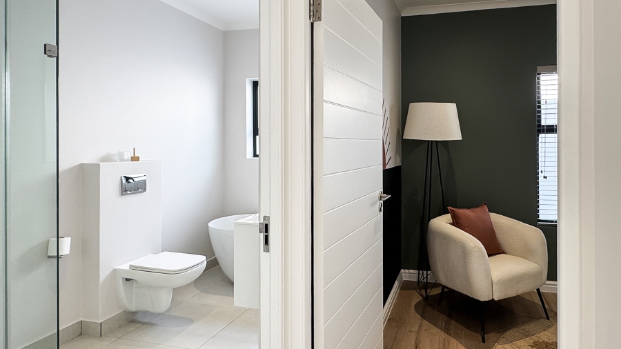 4 Bedroom Property for Sale in Wellington Central Western Cape